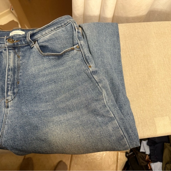 a loves a Straight Leg Jeans - Picture 6 of 8